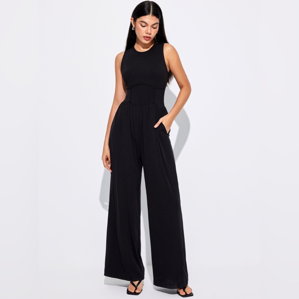 VIRAL Cider Sleeveless Stretchy Jumpsuit Black